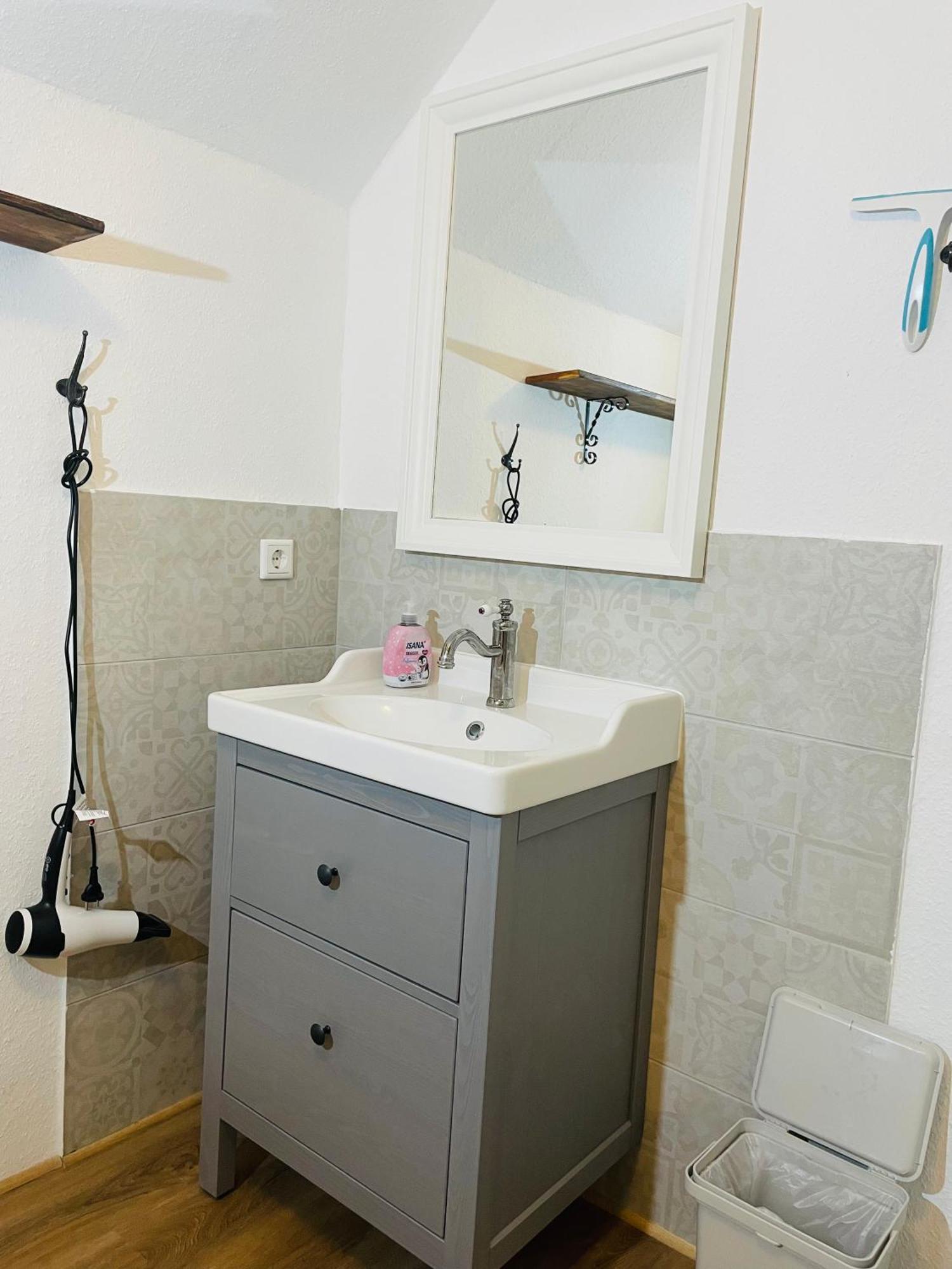 Backesgarten Fuer 22 Personen Holiday home